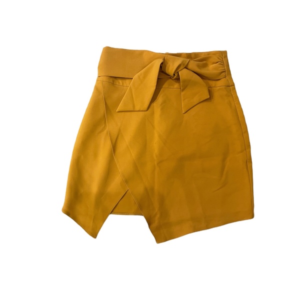 ASOS Yellow Skirt with Bow Detail  Size US 4 - Picture 1 of 6